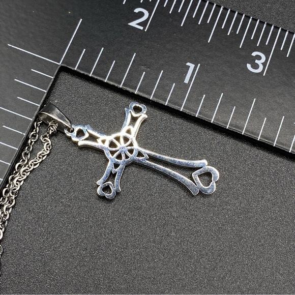 Stainless Steel Christian Cross On Chain Necklace - Picture 3 of 6